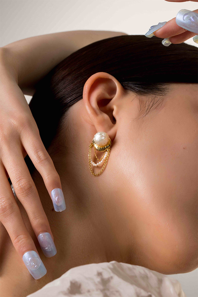 Thetis Mini Pearl Earrings