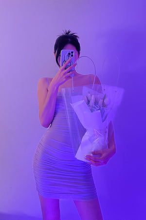 紫色褶襉吊帶連衣裙
