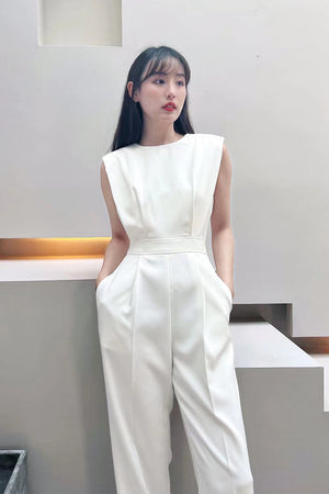 Wide-shouldered Sleeveless Jumpsuits
